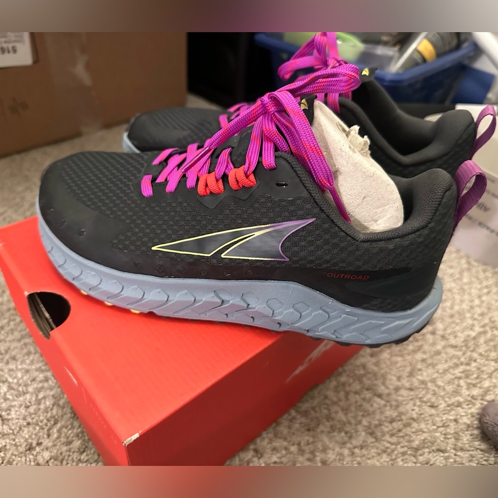 Altra women’s shoes